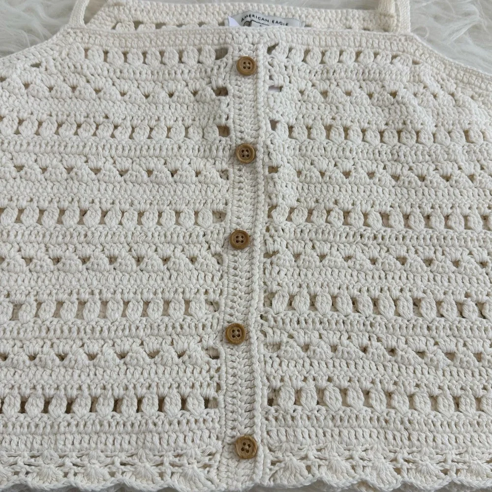 NWT American Eagle Women’s Cream Crochet Crop Top Size Small - Picture 5 of 8
